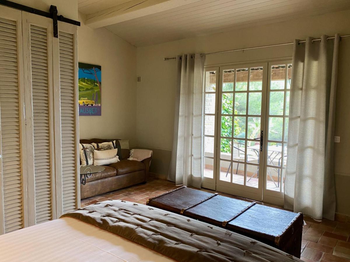 La Bastide Du Beausset-Vieux Bed & Breakfast Le Beausset Bagian luar foto