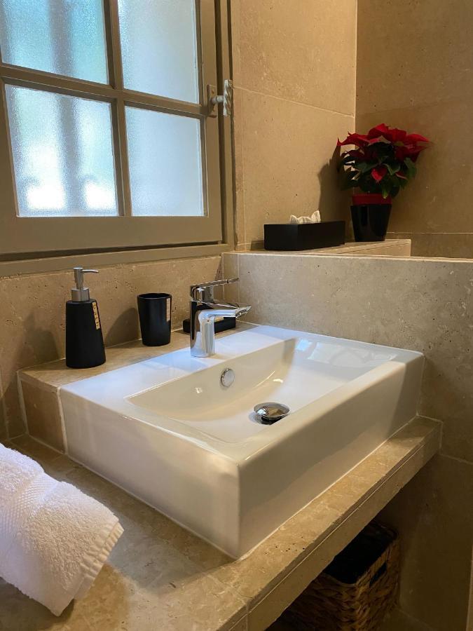 La Bastide Du Beausset-Vieux Bed & Breakfast Le Beausset Bagian luar foto